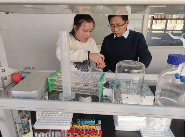 科技福州 福建衛(wèi)生職業(yè)技術(shù)學院與長庚醫(yī)療生物科技攜手推進生物基材料創(chuàng)新